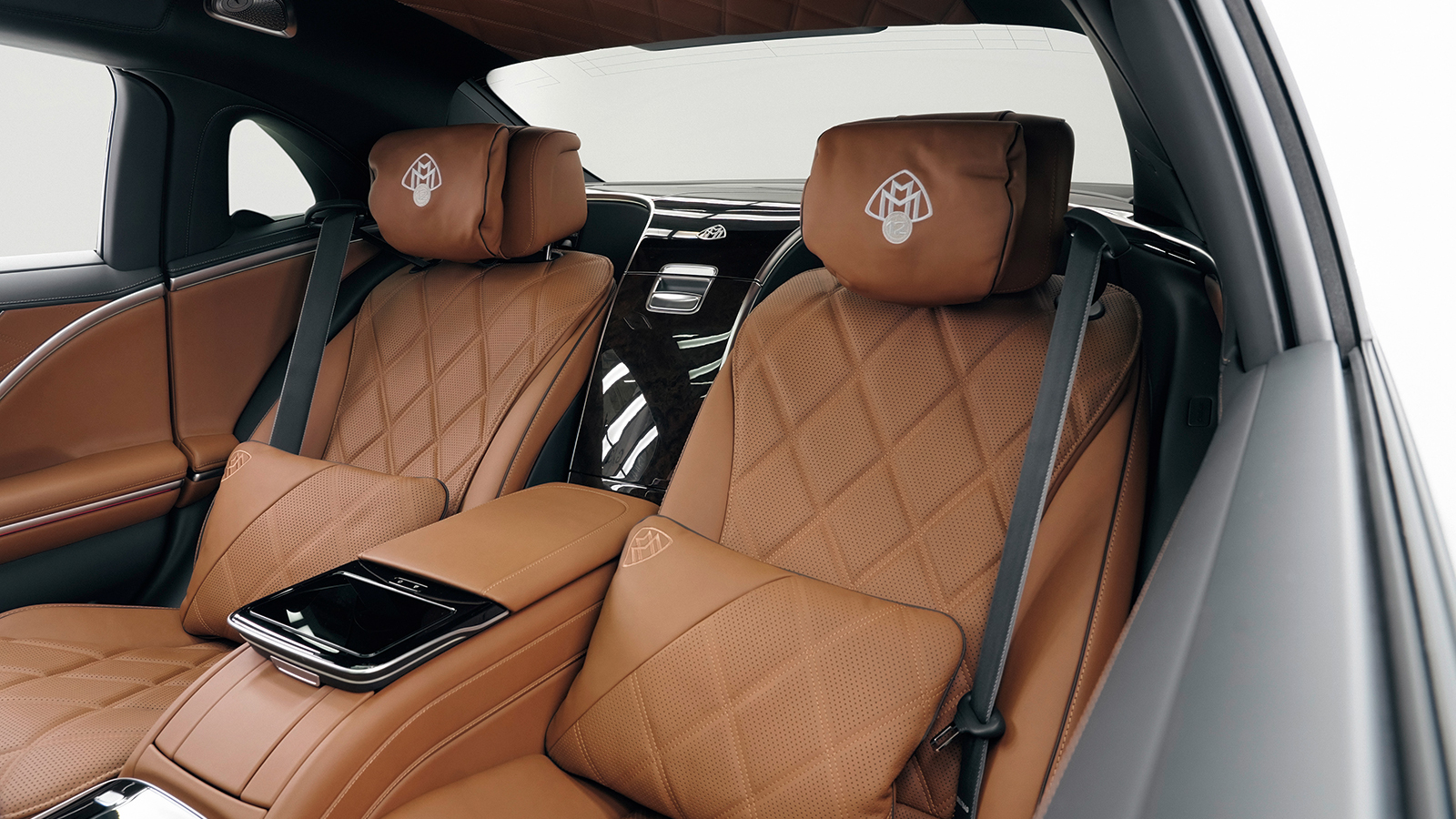 Η νέα Mercedes-Maybach V12 Edition πάει την πολυτέλεια σε άλλο επίπεδο
